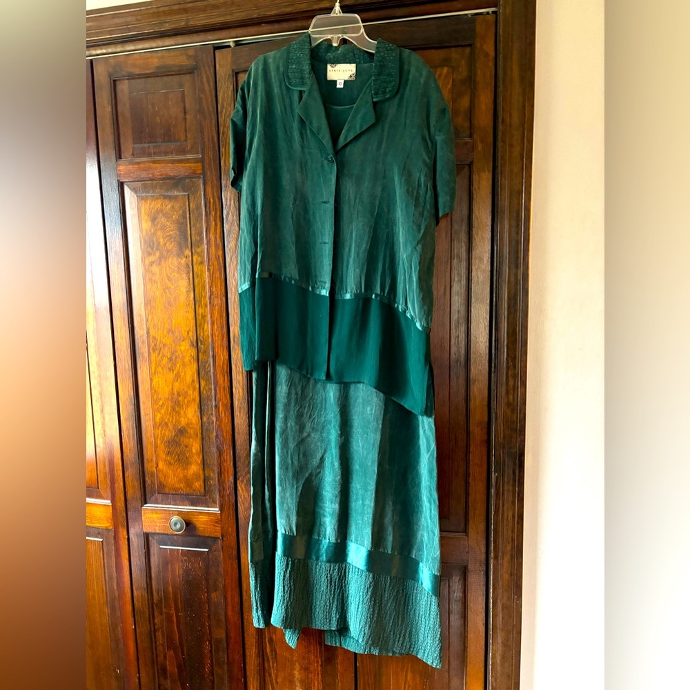 2 piece jacket dress. Maxi length. Dark green size 10